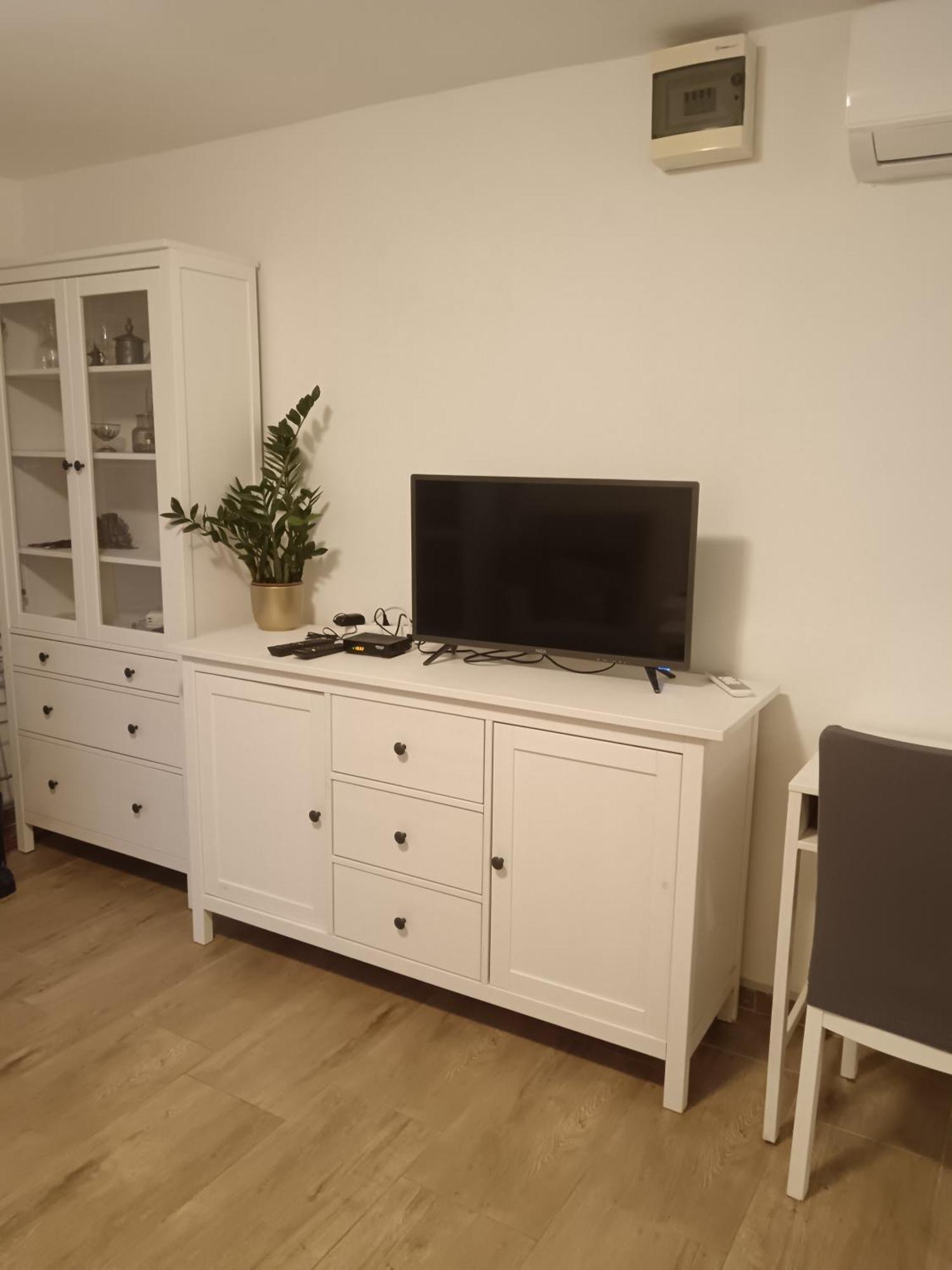 Apartments Aleksandra ツリクヴェニツァ エクステリア 写真